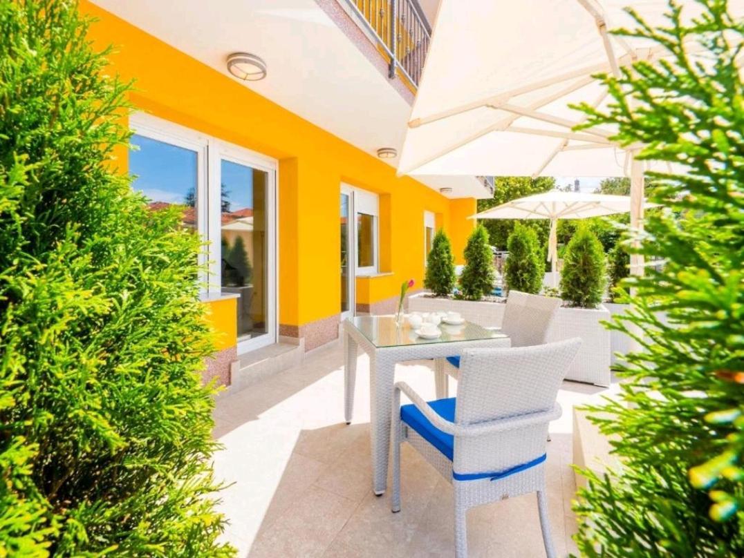 Adriatico Apartamento Omišalj Exterior foto