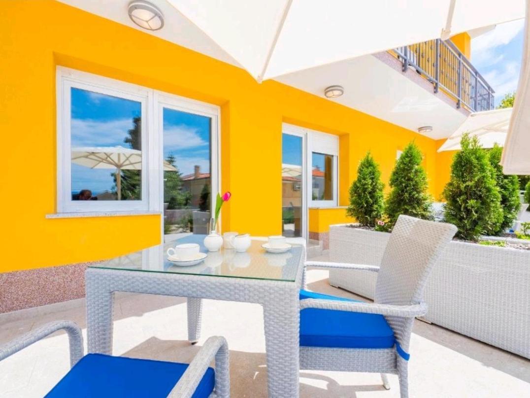 Adriatico Apartamento Omišalj Exterior foto